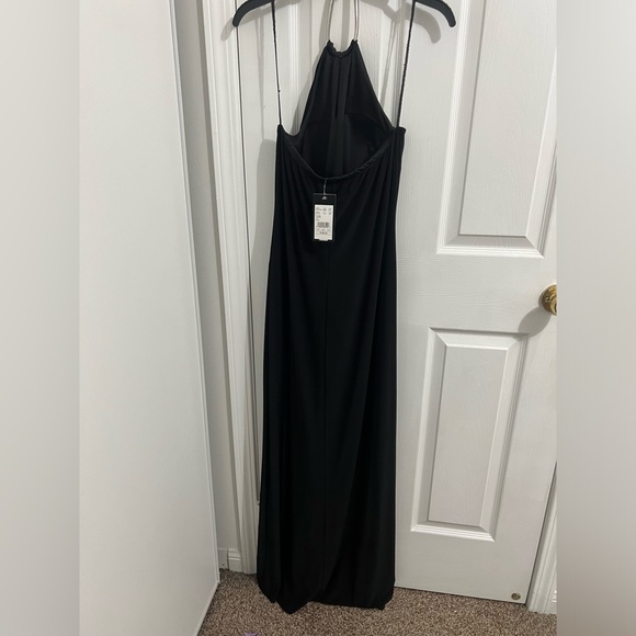 Beautiful evening gown - Picture 2 of 2